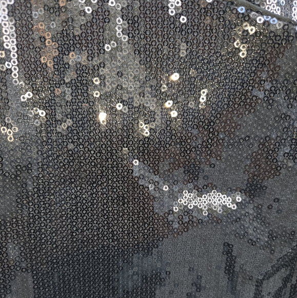 White House/ Black Market Black Sequin Sleeveless Top - Picture 2 of 5